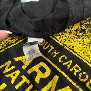 black with yellow South‎ Carolina Army National Guard. Size Sm